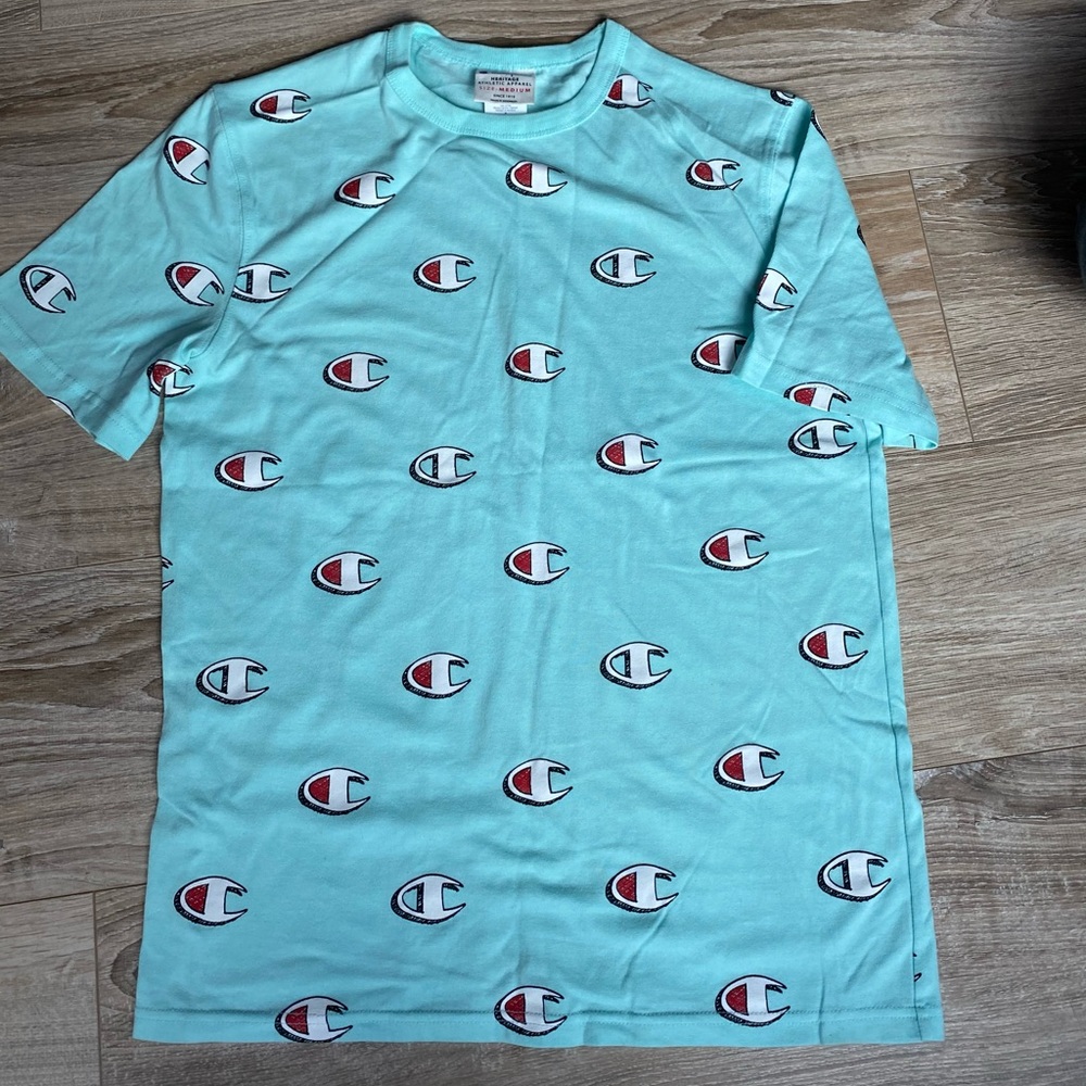 Champion light blue shirt |M|